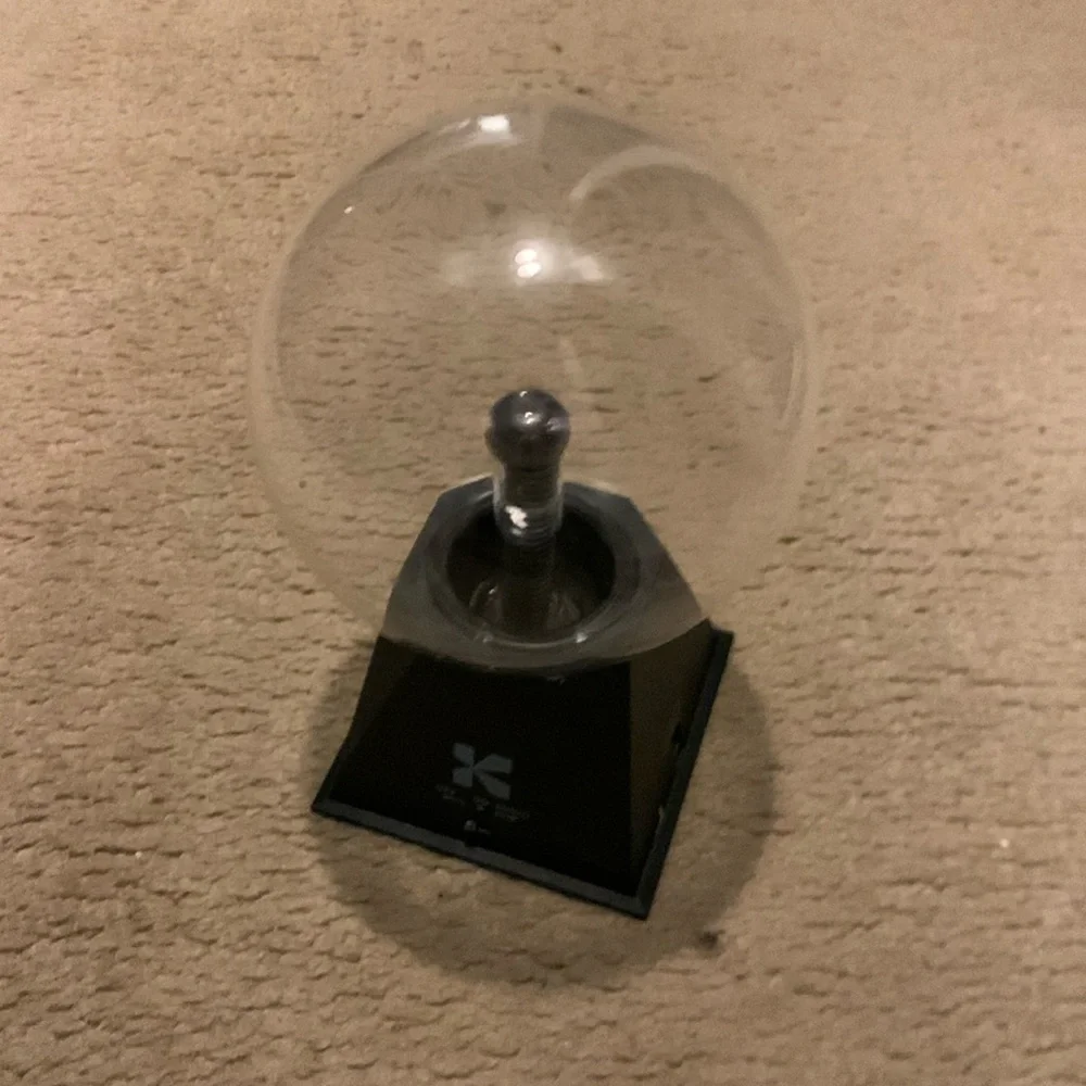Plasm ball - Picture 1 of 3